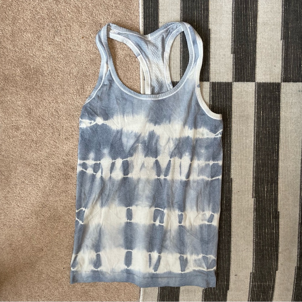 LULULEMON Tank too